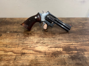 Smith and Wesson Model 586 Revolver  (No Dash )