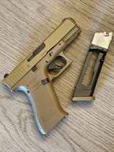 Load image into Gallery viewer, Umarex, Glock G19X, Air Pistol, 177 BB, Coyote Tan Color, 18Rd 2255212
